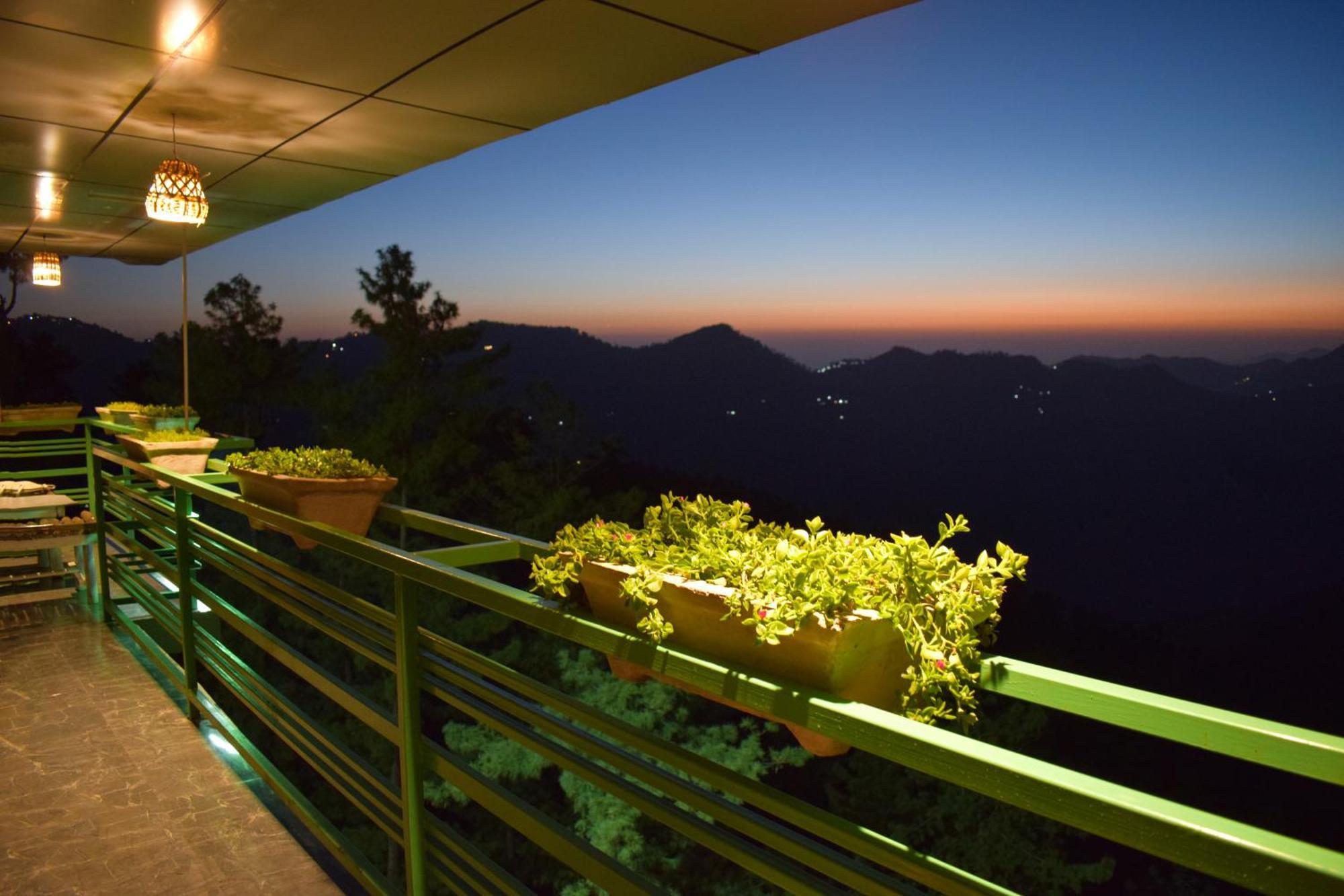 Aachman Nature Valley Resort Mashobra By Naina Staycation- Private Parking - Balcony And Valley View Rooms Shimla Exterior photo